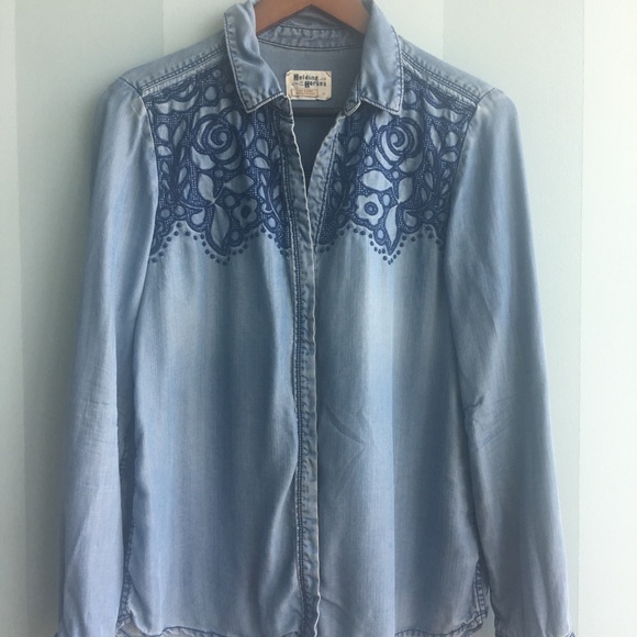 Anthropologie - “Holding Horses” Denim Blouse - Picture 2 of 4